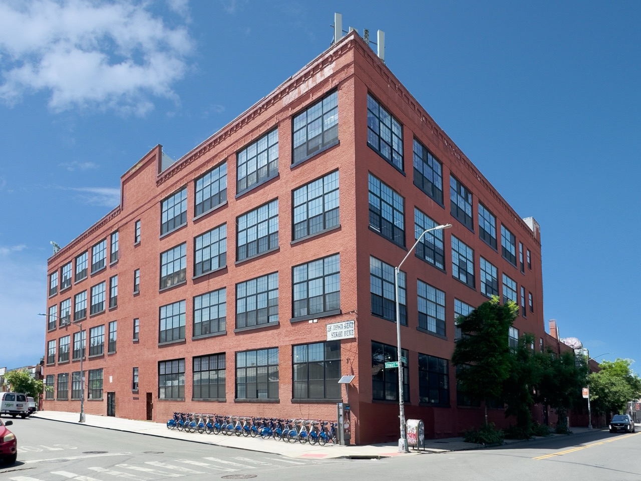 Element Brooklyn — Bushwick warehouse